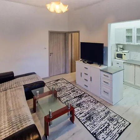 Cozy In With Jacuzzi Apartment *